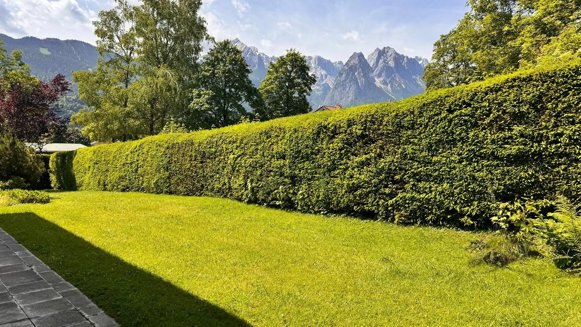 Apartment Ferienwohnung Studio Loisachtal Garmisch-Partenkirchen