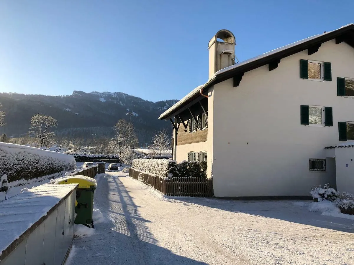 Apartment Ferienwohnung Studio Loisachtal Garmisch-Partenkirchen