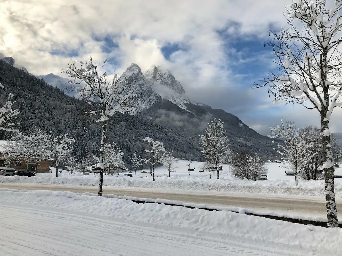 Studio Loisachtal Garmisch-Partenkirchen Duitsland